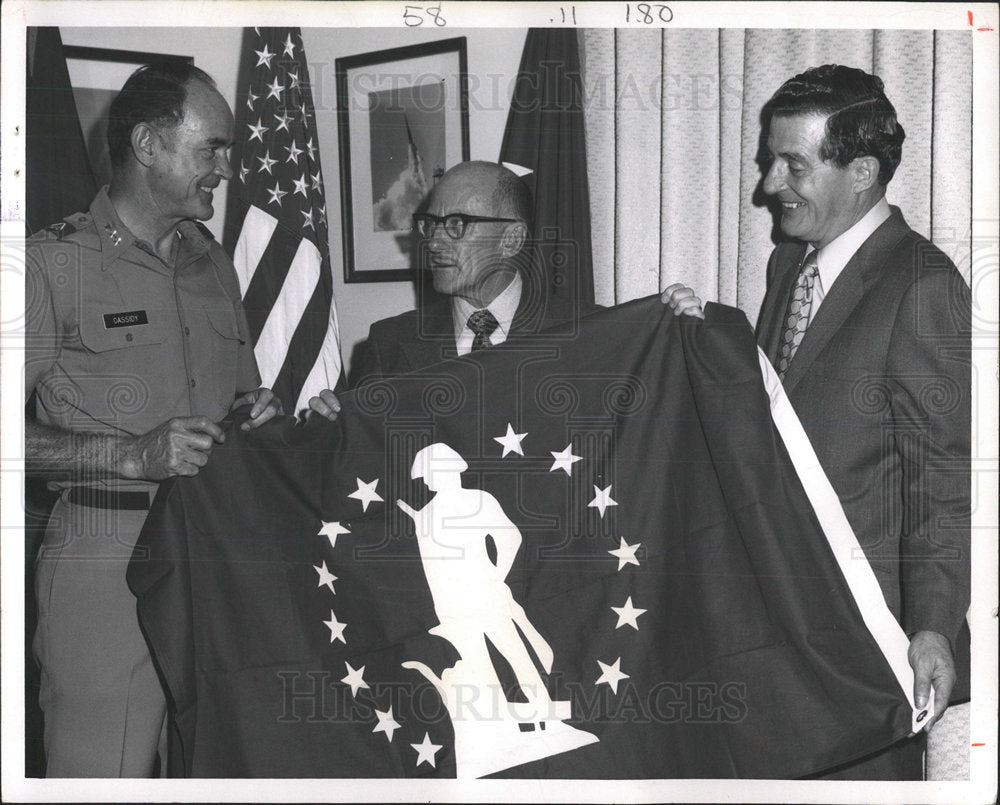 1972 Press Photo Flag Presented Colorado Springs - Historic Images