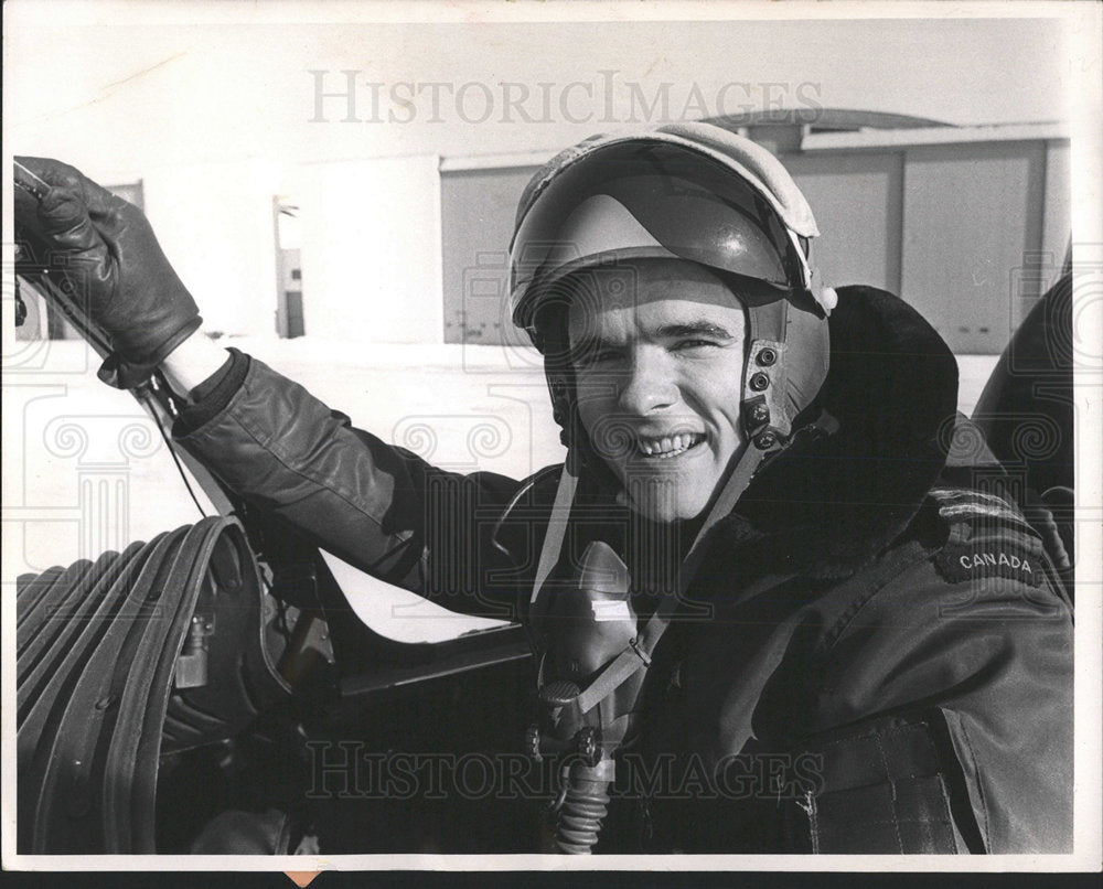 1970 Press Photo Capt. Ross Betts NORAD - Historic Images