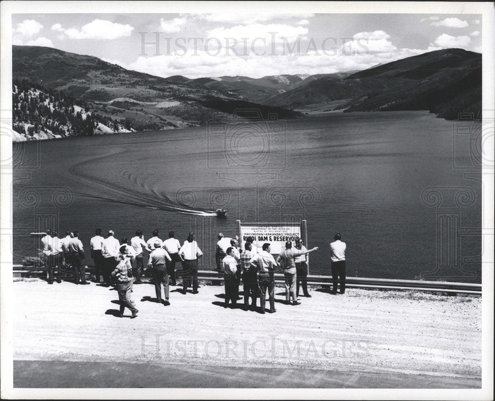 1969 Press Photo Ruedi Dam Tour Transportation Frat - Historic Images