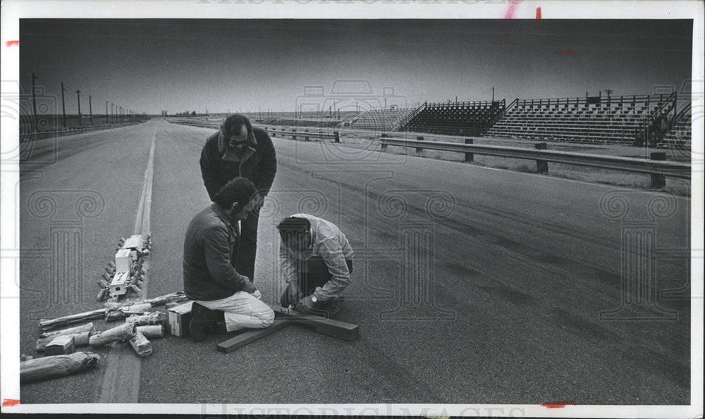 1977 Press Photo Thunder Road Dragway - Historic Images