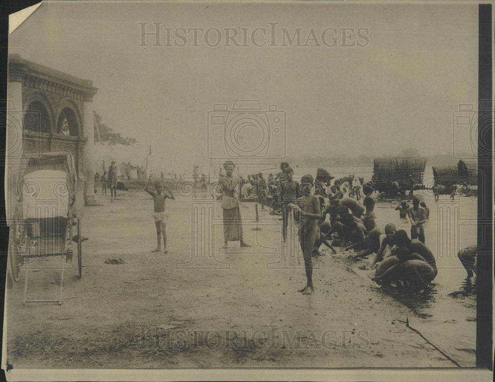 1920 Press Photo Public Bathing Place Colombo Ceylon - Historic Images