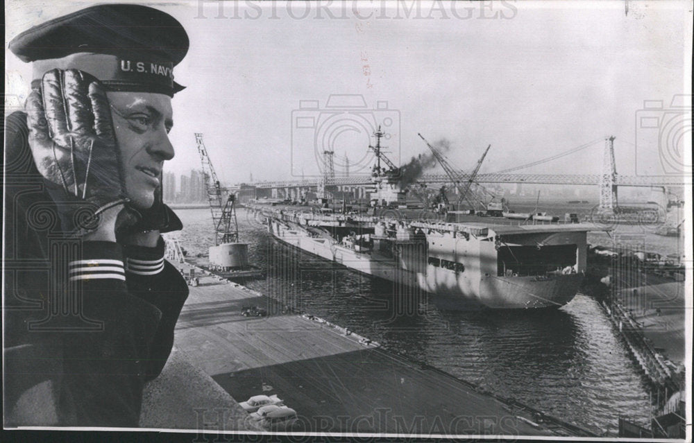 1959 Press Photo John Corbin Independence carrier - Historic Images