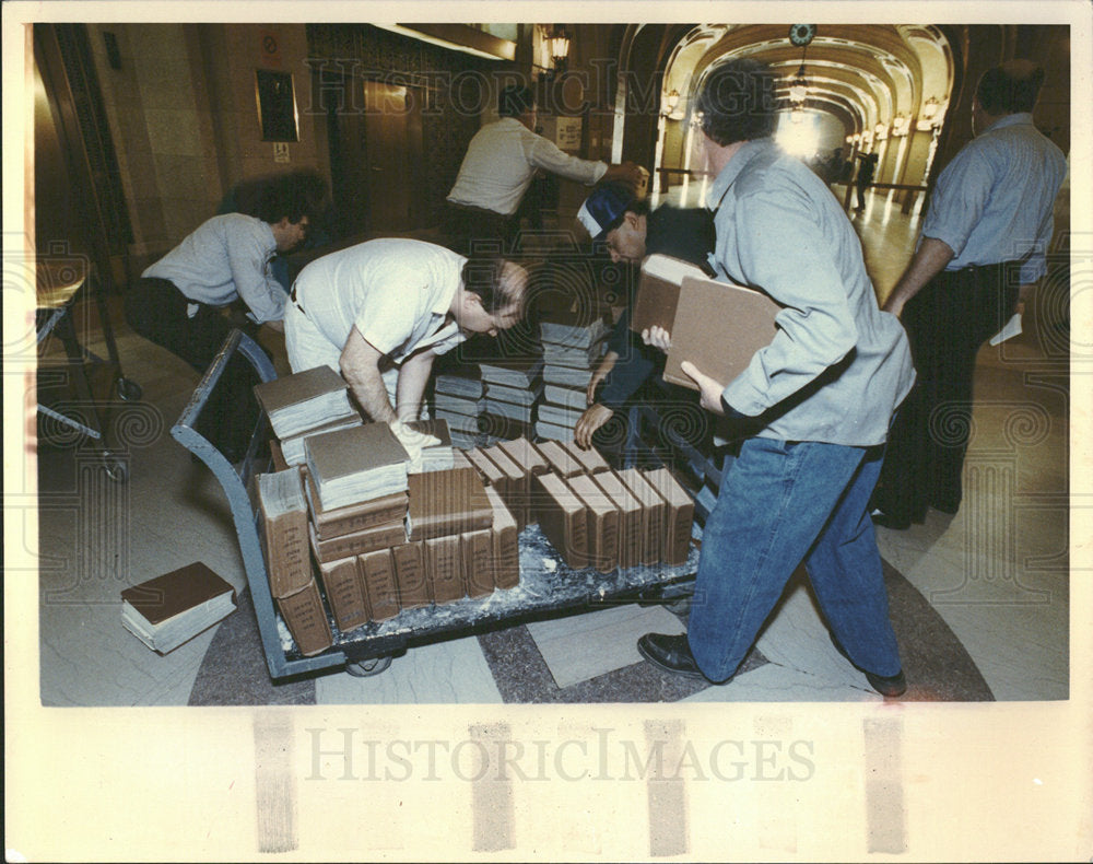 1992 Press Photo Chicago River Tunnel Floods  - Historic Images