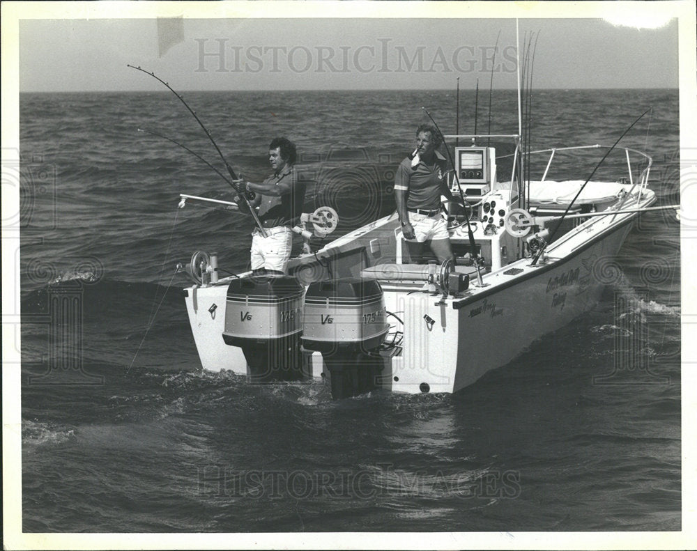 1979 Press Photo Chicago Area Lake Michigan Fishing  - Historic Images