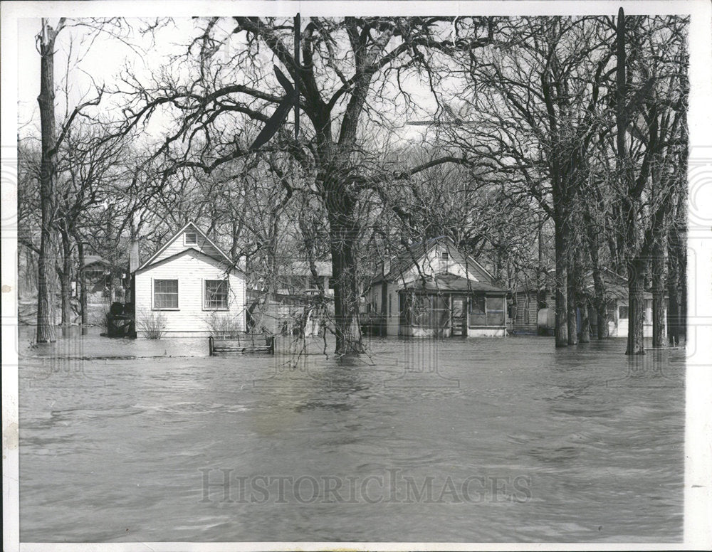 1959 Freeport Illinois Area Floods Scene - Historic Images