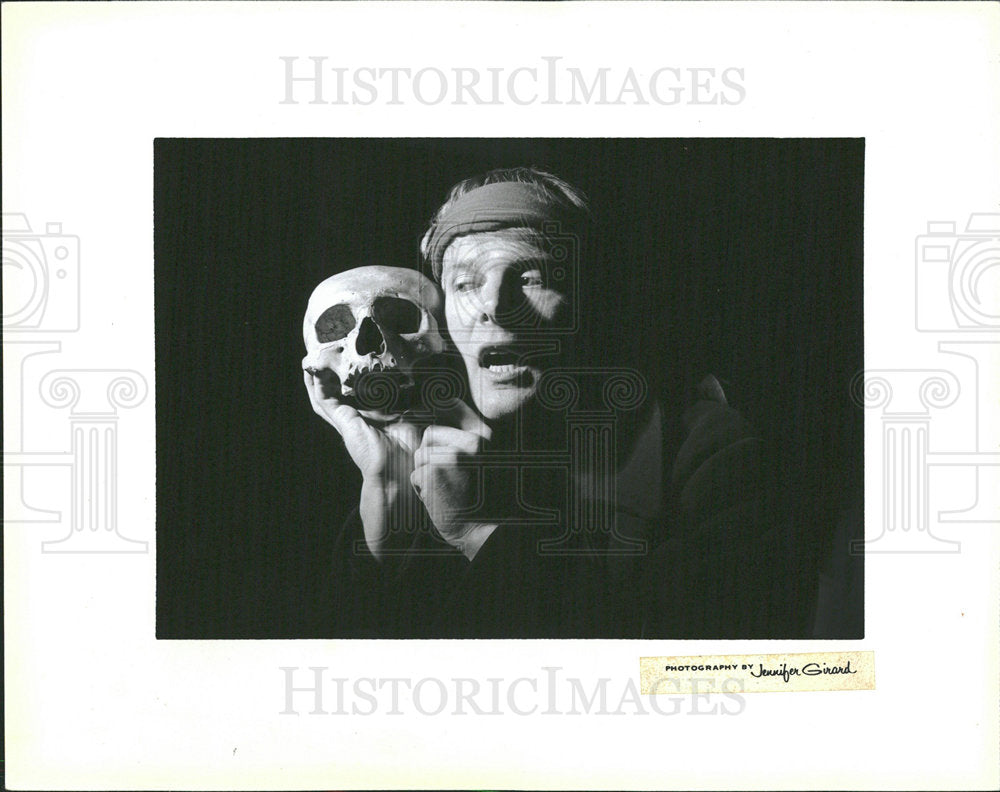 1985 Press Photo Hamlet Play Chicago Civic Theatre  - Historic Images