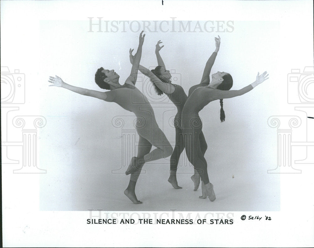 1983 Press Photo Akashas Company Columbia College Dance - Historic Images