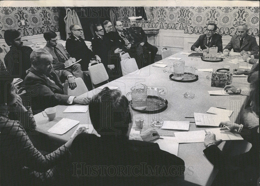 1972 Press Photo Ill Alcoholism Advisory Board Meeting - Historic Images