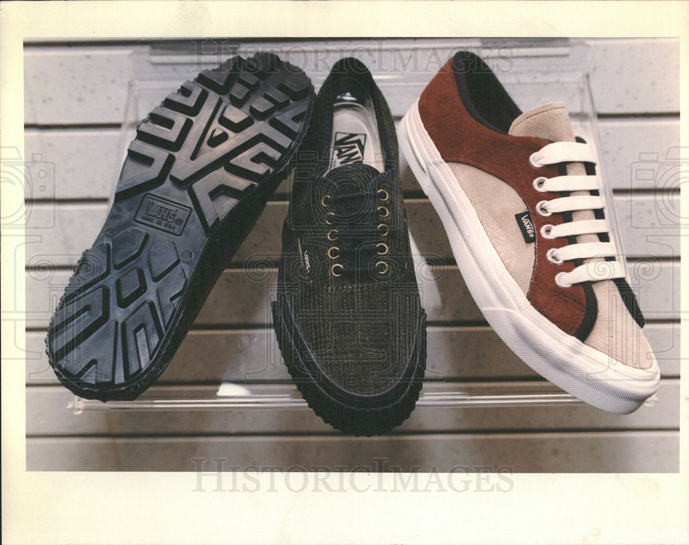 1993 Press Photo Lug Soles and Suede Sneakers - Historic Images