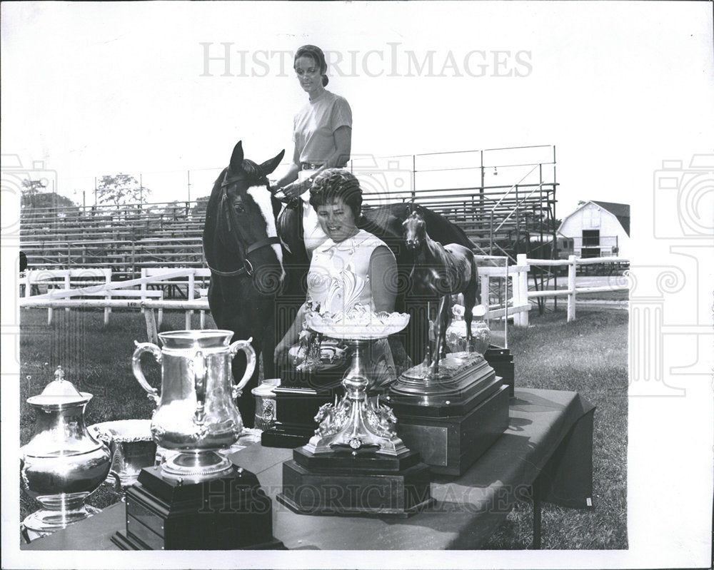 1970 Press Photo Mrs. Robert Shepherd, McPhail &amp; Horse - Historic Images