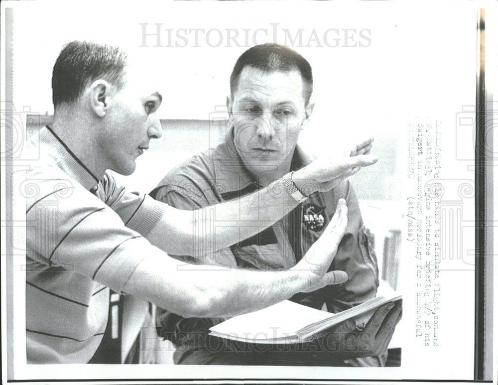 1970 Press Photo John Swigert Astronaut Flight Command  - Historic Images