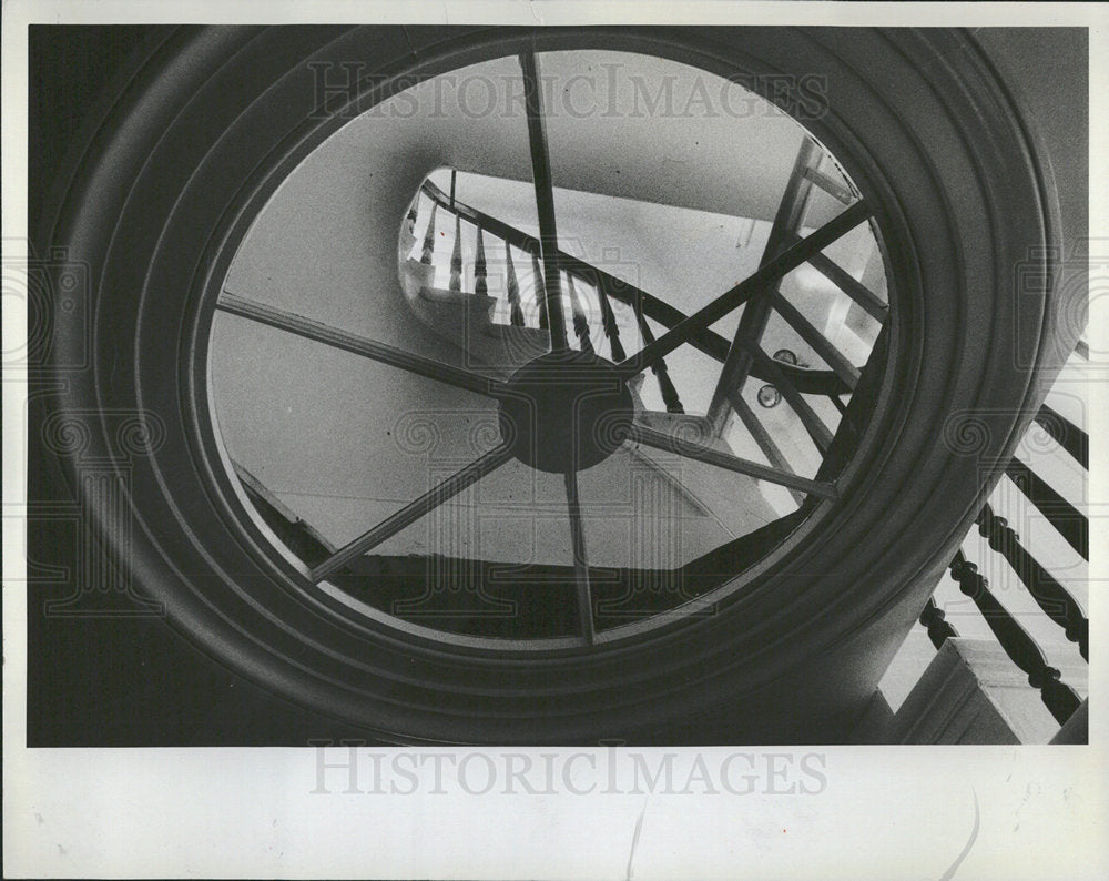 1982 Press Photo Skylight Widow Clarke House Skylight  - Historic Images