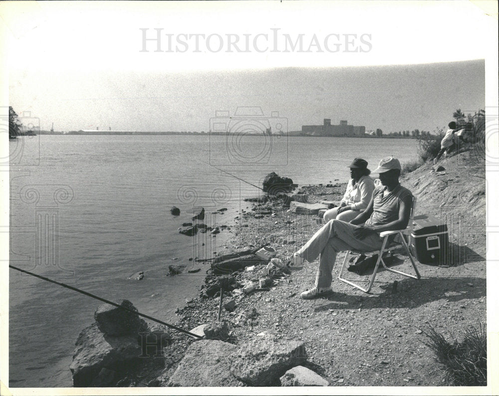 1987 Press Photo Lake Calumet Chicago Pollution  - Historic Images