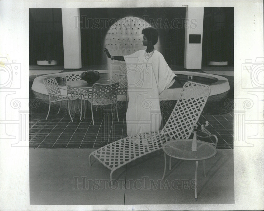 1974 Press Photo Decorator Corner Exotic Design Market - Historic Images
