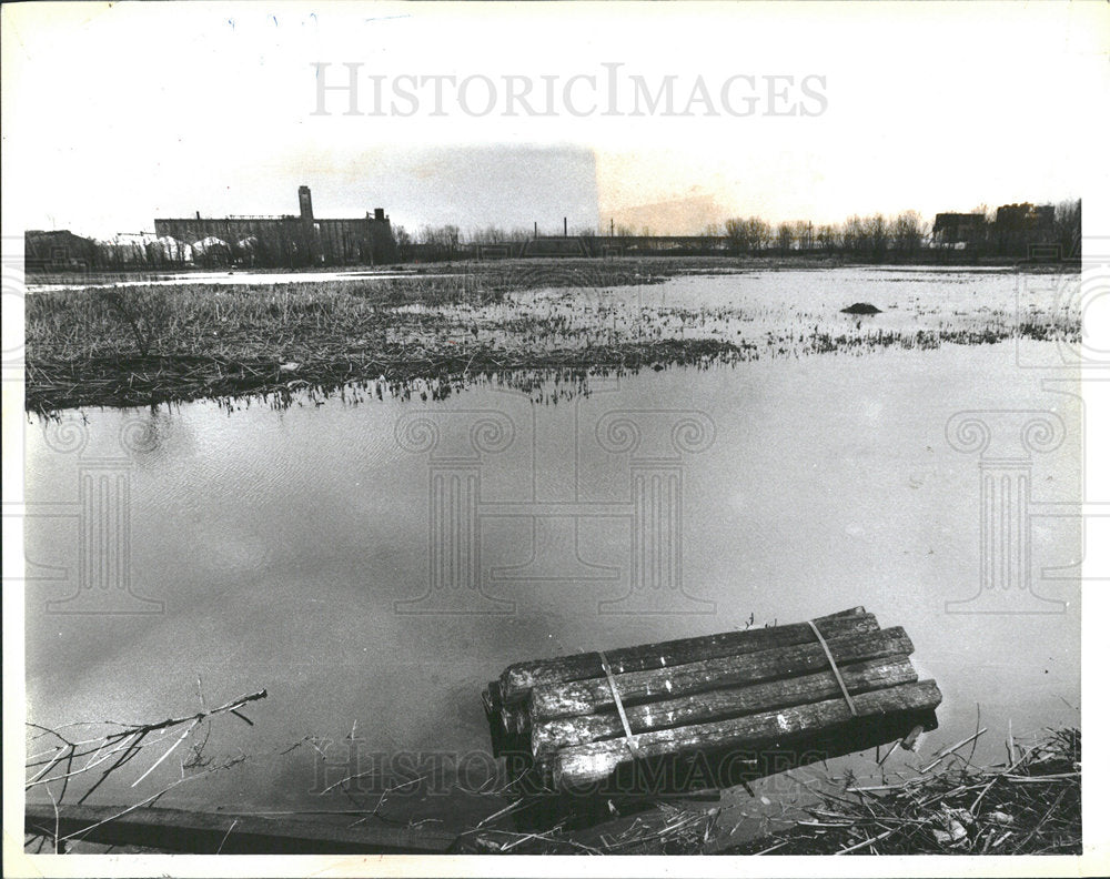 1987 Press Photo Dumping site, International Lake Steel - Historic Images