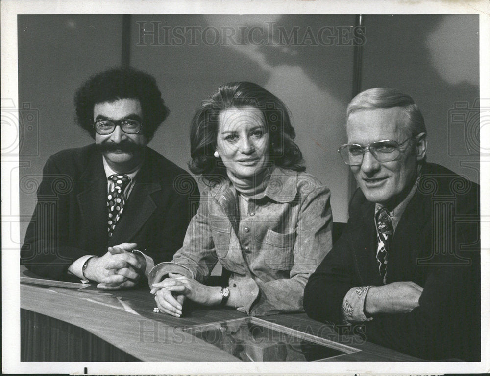 1974 Press Photo Gene Shalit Barbara Walters Frank  - Historic Images