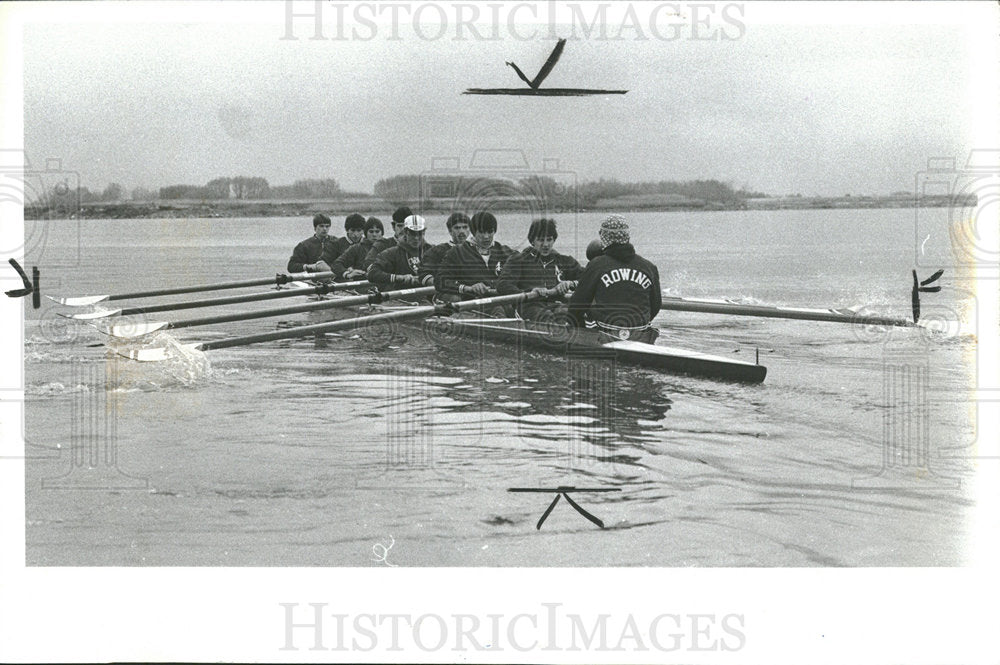 1983 Press Photo Carmel Rowing Wyadotte Boat Dave Brain - Historic Images