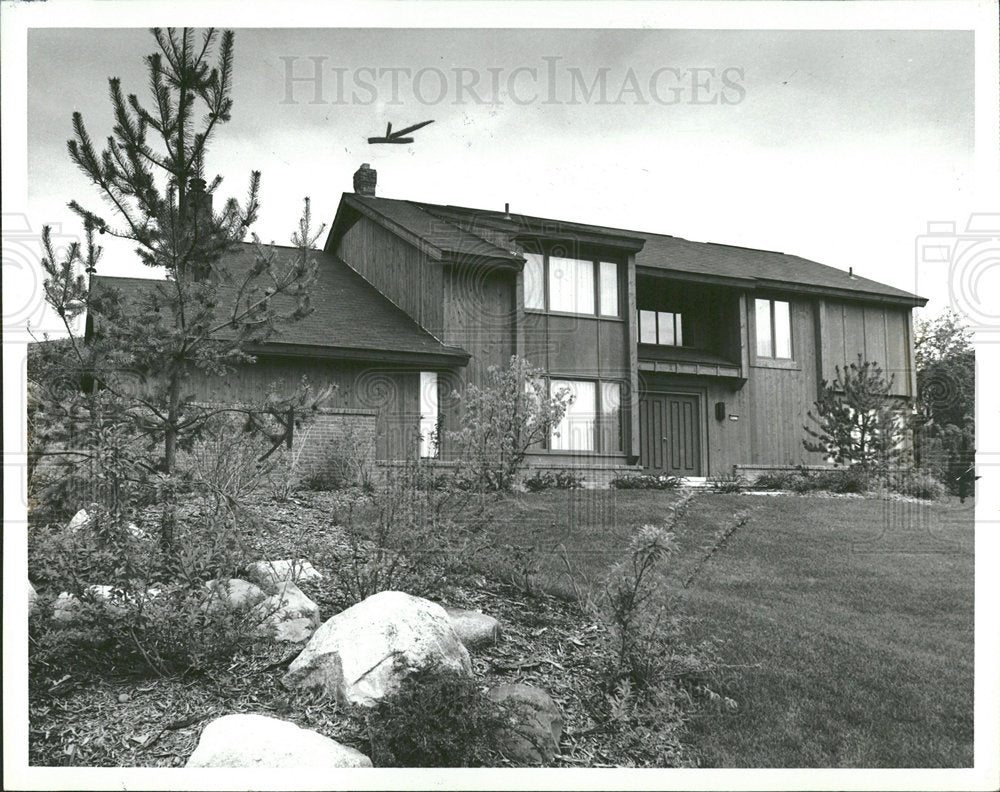 1980 Press Photo Press Photo a house in Michigan. - Historic Images