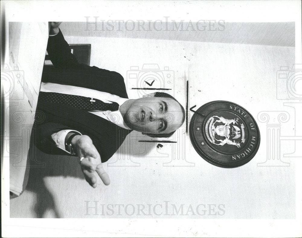 1984 Press Photo John Kelly Anti Crime Officer - Historic Images