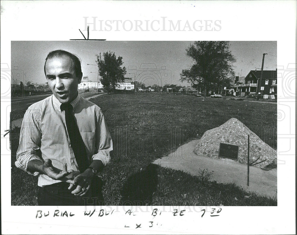 1982 Press Photo Sen John Kelly Politician - Historic Images