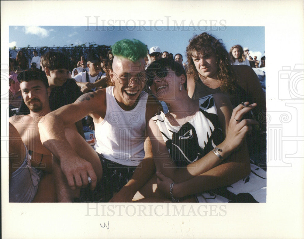 1991 Press Photo Lollapalooza Music Festival Crowd - Historic Images