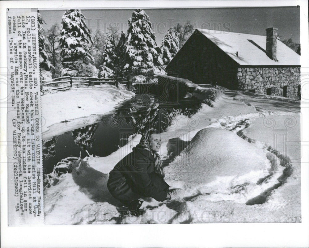 1964 Press Photo Nancy Morgan old Grist Mill Winter  - Historic Images