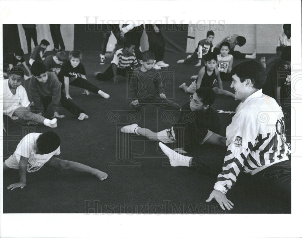 1993 Press Photo Chicago Park District Gymnastics Mich - Historic Images