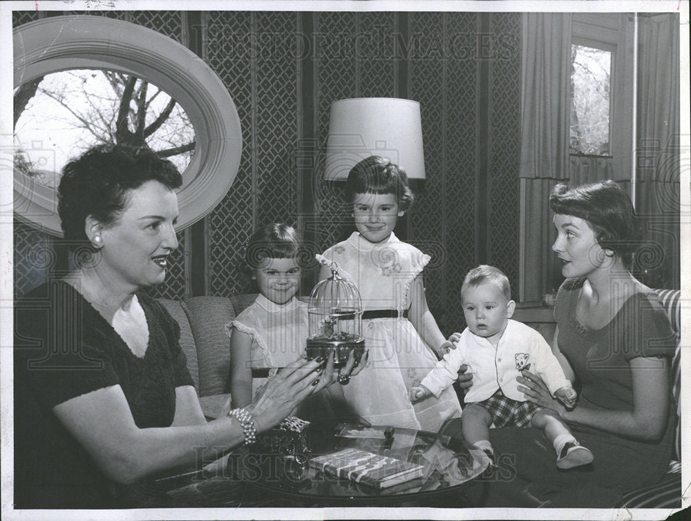 1985 Press Photo Terri Kristi Andy Bradt Gardon Ireland - Historic Images