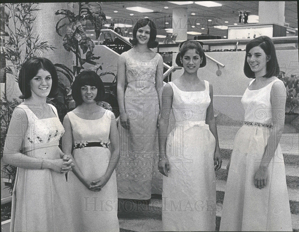 1966 Press Photo Peggy Hyer Cherry Hills Country Club - Historic Images