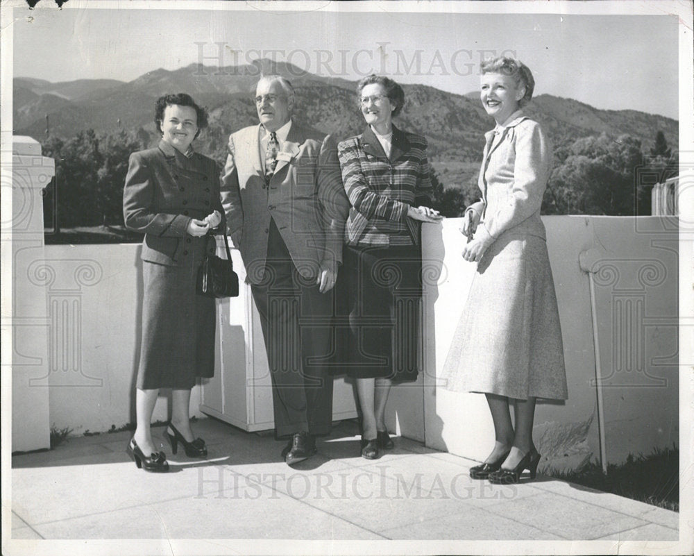 1952 Press Photo Benjamin Stapelton Jr Clarence Ireland - RRY04485 - Historic Images