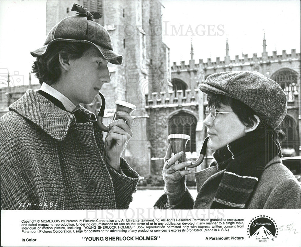 1985 Press Photo Alan Cox America Young Sherlock Holmes - Historic Images