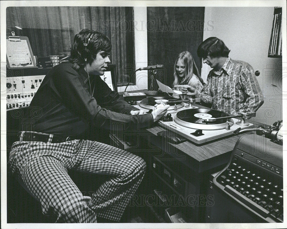 1975 Press Photo Dan Alexander KTKL Radio - Historic Images