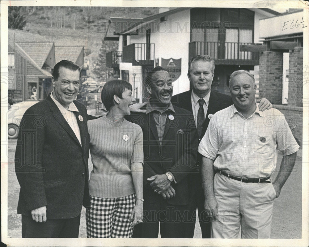 1967 Press Photo Robert Cutshall Jazz Music King Vail  - Historic Images