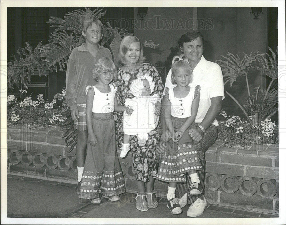 1973 Press Photo Adams Jennifer Heather Ronald society - Historic Images