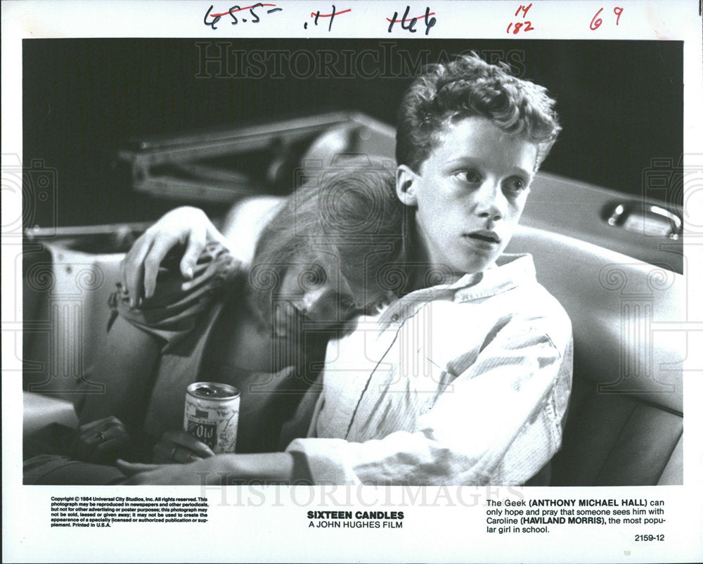 1984 Press Photo Scene From Film "Sixteen Candles" - Historic Images