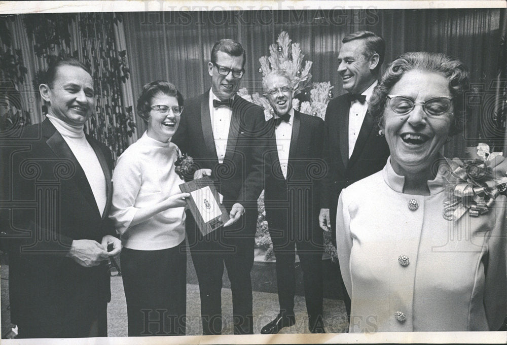 1967 Press Photo Gov. John Love, Loretto Hts. College - Historic Images