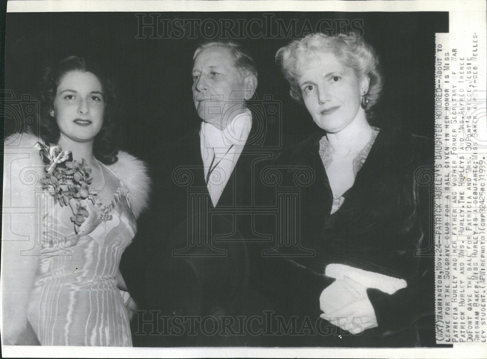 1939 Press Photo Miss Patricia Hurley ball father honor - Historic Images