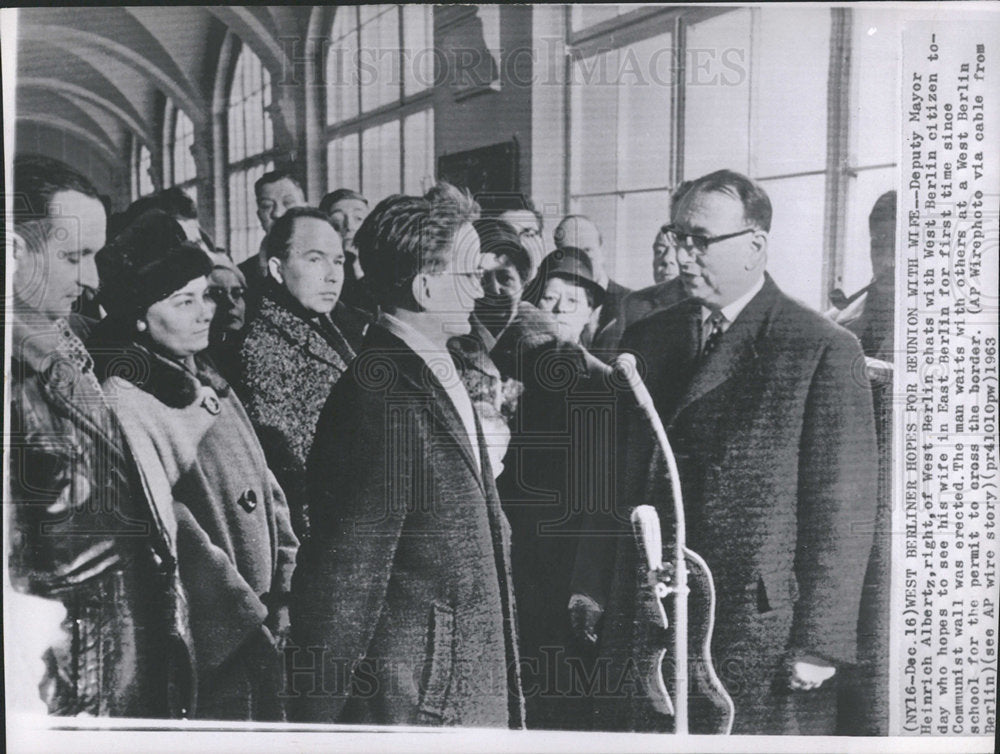 1963 Press Photo West Berlin Mayor Heinrich Albertz  - Historic Images