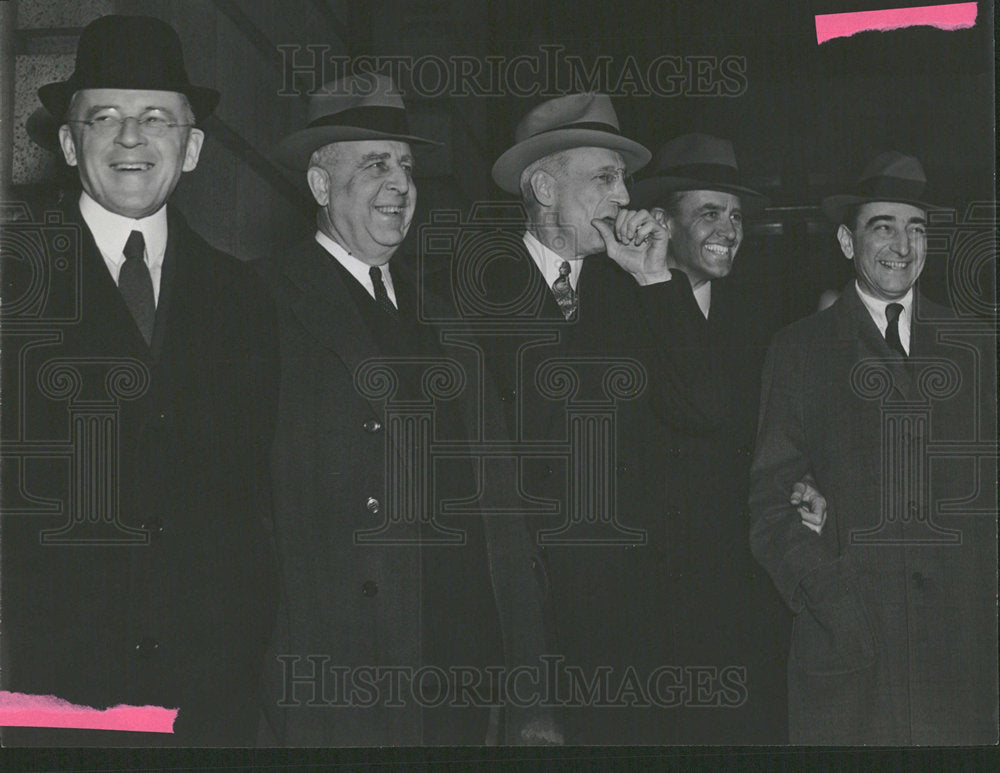 1938 Press Photo Businessmen Coats Dines Party Dinner - Historic Images