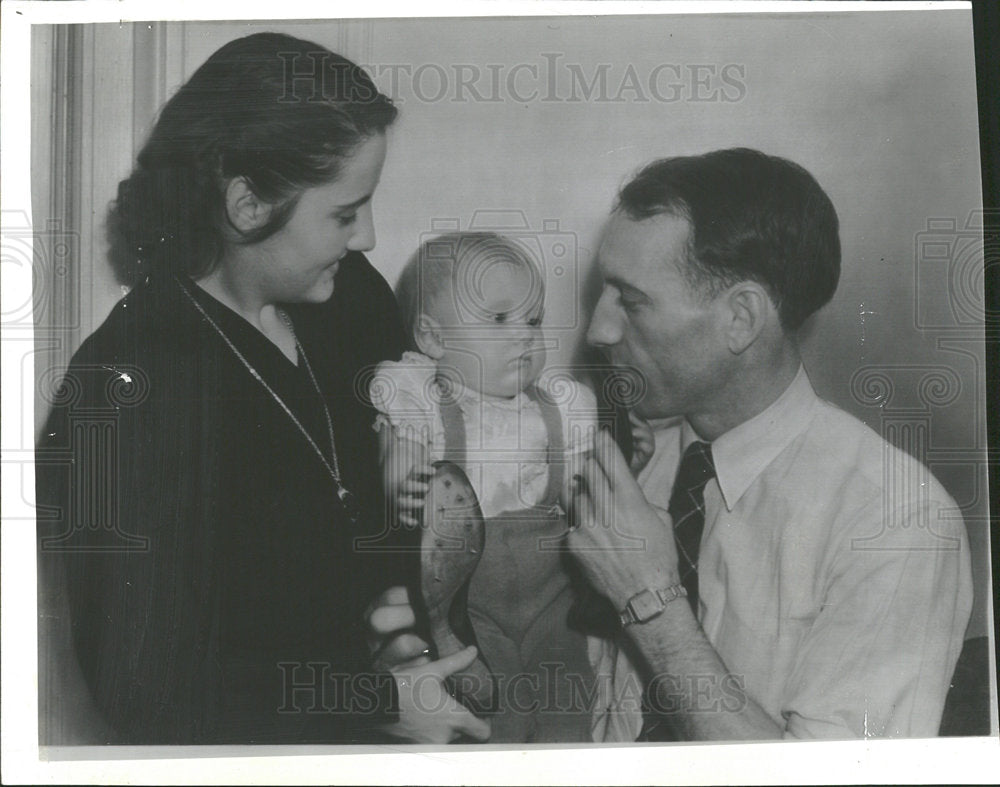 1938 Press Photo Glenn Cunningham mile runner wife - Historic Images