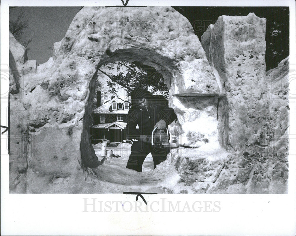 1977 Press Photo Michigan Tech Students - Historic Images