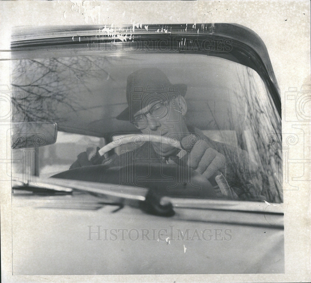 1960 Press Photo Carbon Monoxide Poison - Historic Images