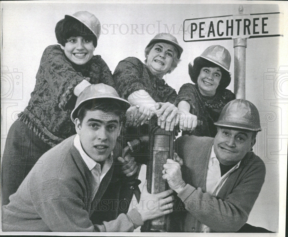 1966 Press Photo Phil Erikson Nancy troupe perform - Historic Images