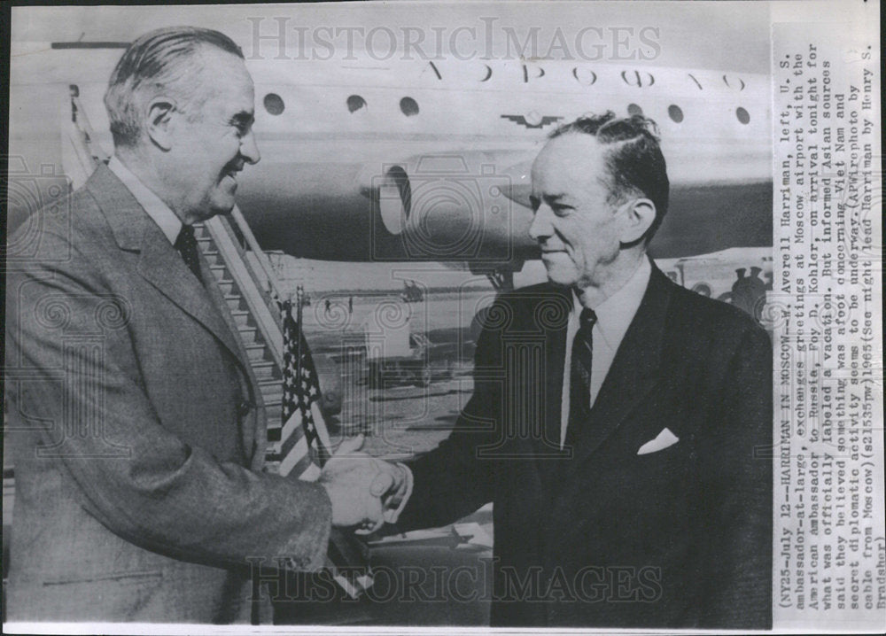 1965 Press Photo Harriman ambassador Moscow airport - Historic Images