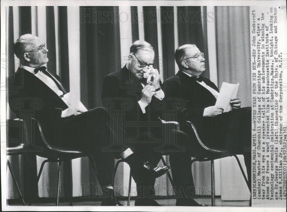 1961 Press Photo College Professor Crying At Speech - Historic Images