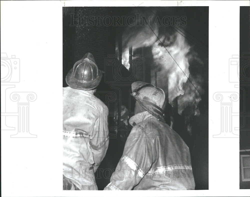 1988 Press Photo Three Fires Hit Detroit - Historic Images