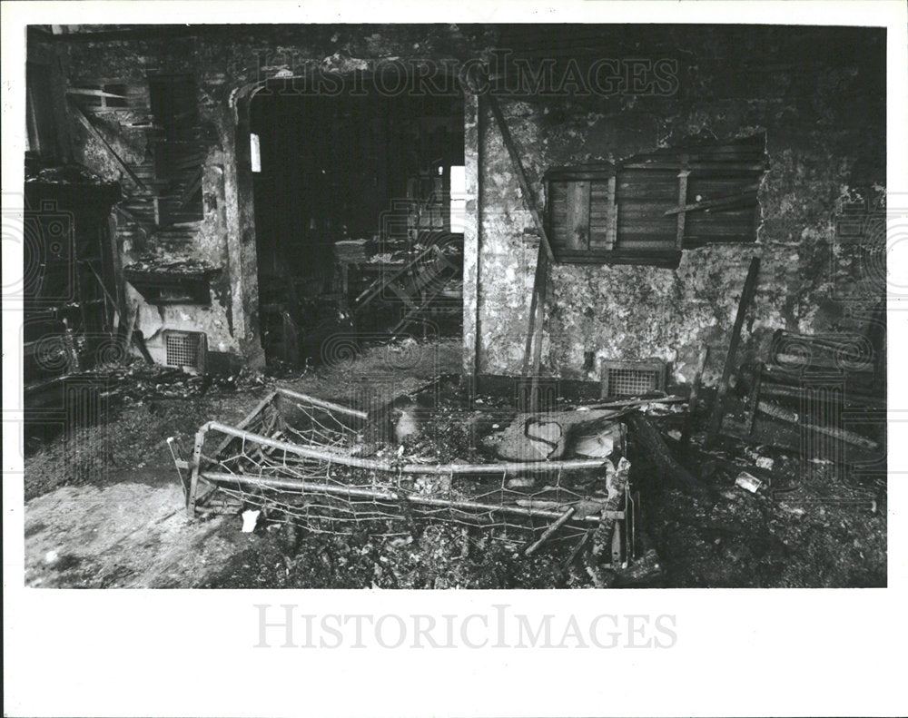 1987 Press Photo Wayburn Fire Kills Mother &amp; Children - Historic Images