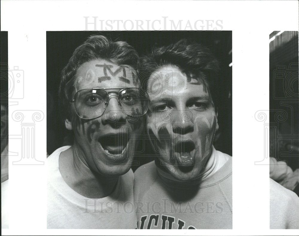 1989 Press Photo Michigan University Fans Dooley's  - Historic Images