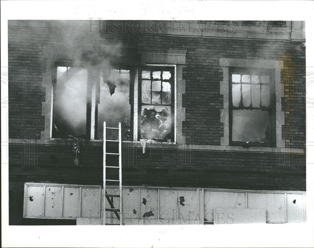 1984 Press Photo Glendale Fire - Historic Images