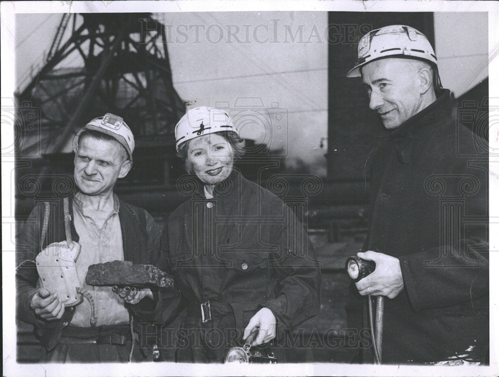 1956 Press Photo Lady Norah Docker - Historic Images